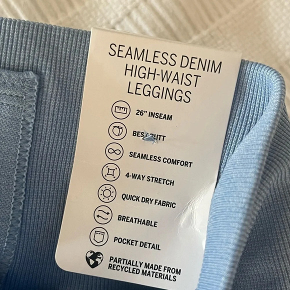 Victoria’s Secret PINK
SEAMLESS CLASSIC LEGGINGS large NEW - Picture 6 of 6